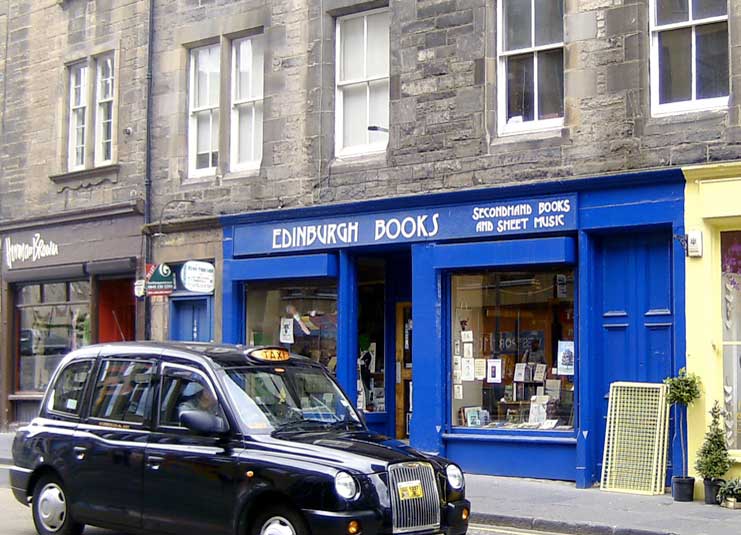 files/folio/bilder/blog/17_09_Edinburgh/Edinb_Books_web.jpg